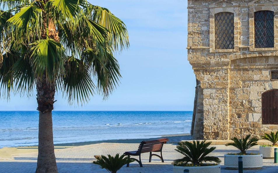 Discover the Charm of Larnaca Beach: A Mediterranean Gem