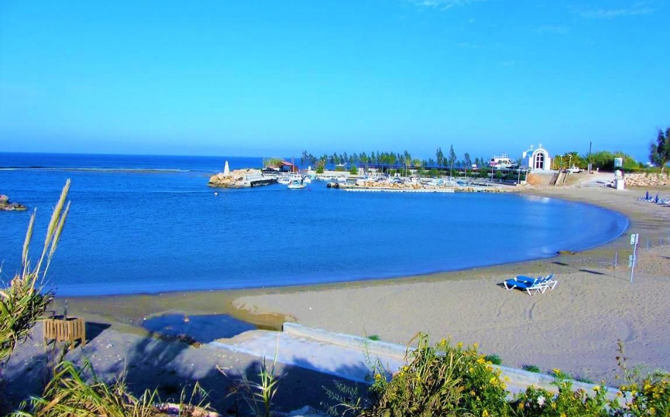 Exploring Taylor Point at Trinity Beach A Hidden Gem in Paradise